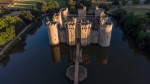 Vorschaubild Bodiam Castle: Eine mittelalterliche Festung in majesttischer Schnheit (4048 x 2272)